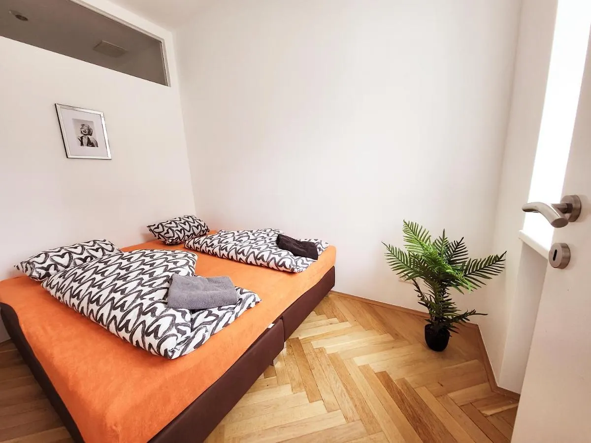 וינה Donaufelder City Apartment